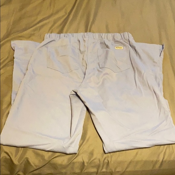 Grey’s Anatomy Light Blue Scrub Pants - Picture 6 of 7